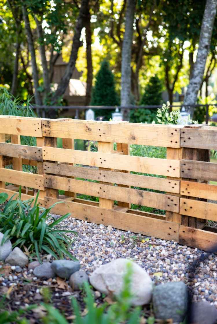 17 DIY Pallet Fence Ideas and How to Build - Homestead Gardener