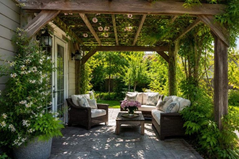 23 Inexpensive Patio Shade Ideas that Works for Backyard - Homestead ...